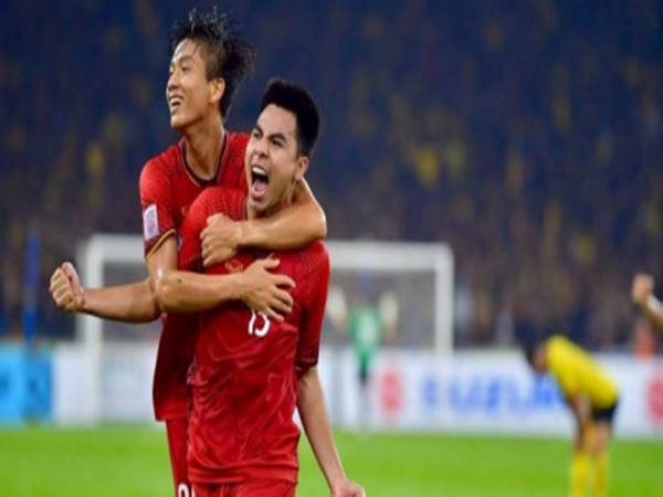 Bóng đá Việt Nam 16/3: HLV Park Hang Seo gọi Đức Huy thay Văn Đức
