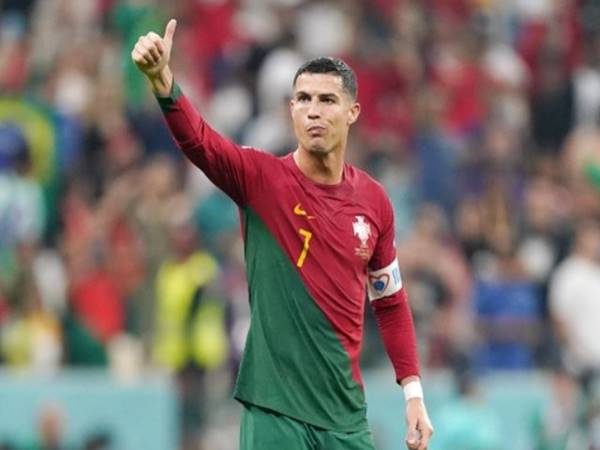 Ronaldo tiếp tục cùng tuyển Bồ Đào Nha