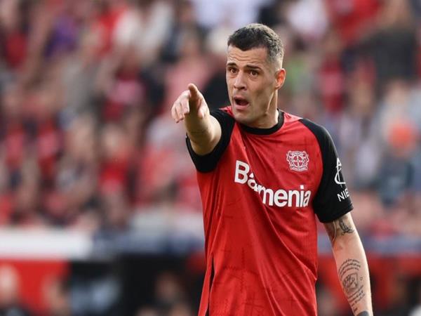 Xhaka – thủ lĩnh của Leverkusen