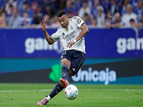 Tin CLB Real Madrid: Mbappe lập cú đúp thắng Real Oviedo