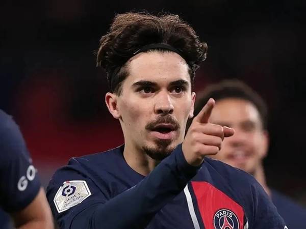 Phong cách thi đấu hiện đại và toàn diện của Vitinha